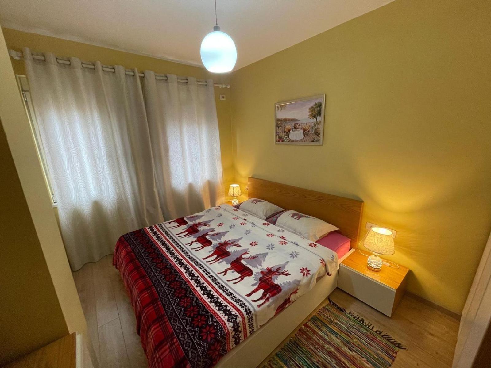 Ergi'S Host Apartment Tirana Eksteriør billede
